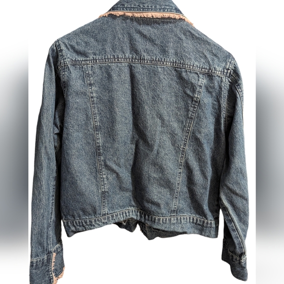Life Style Women's Jean Jacket - Picture 8 of 12